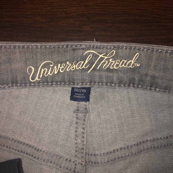 Universal Thread Jean - Picture 5 of 9